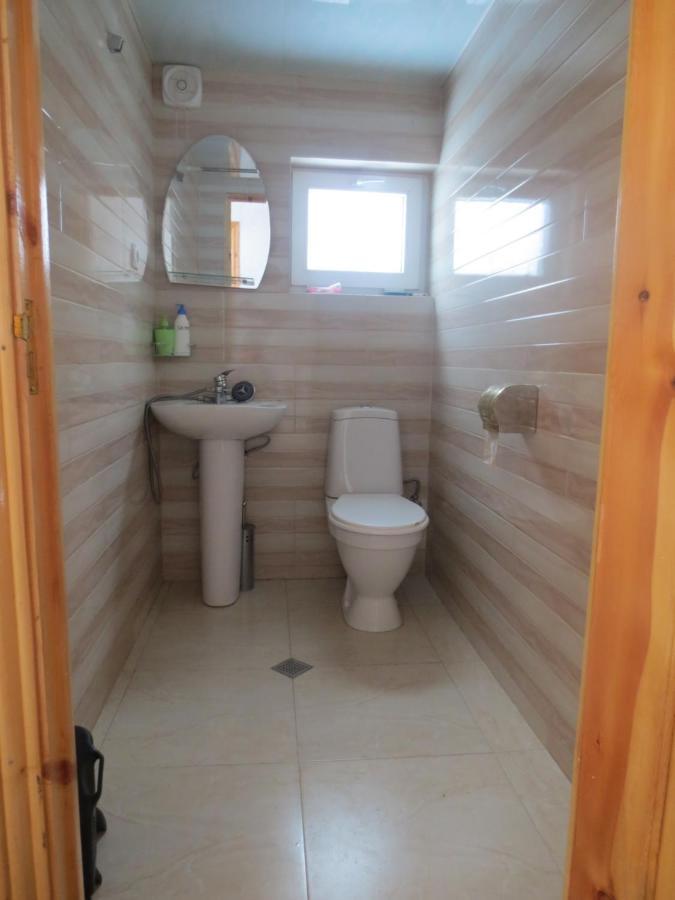 Irma Beso & Aleko Khergianis Guesthouse Mestia Ngoại thất bức ảnh