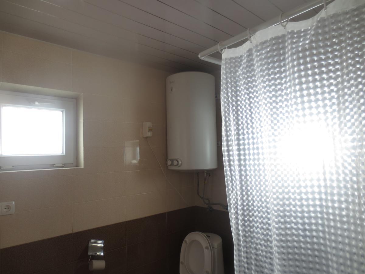 Irma Beso & Aleko Khergianis Guesthouse Mestia Ngoại thất bức ảnh