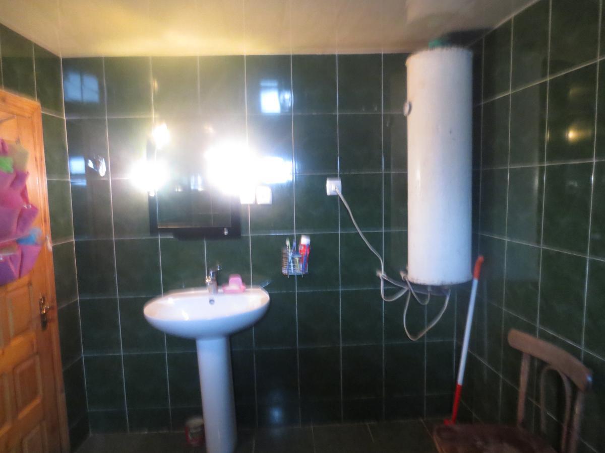 Irma Beso & Aleko Khergianis Guesthouse Mestia Ngoại thất bức ảnh